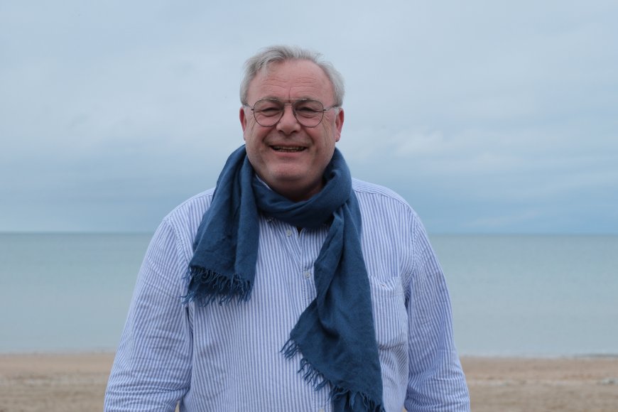 NOTRE ÉQUIPE : Portrait d'Éric DUJARDIN