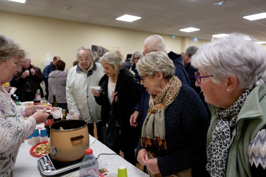 Un franc succès pour notre première réunion publique