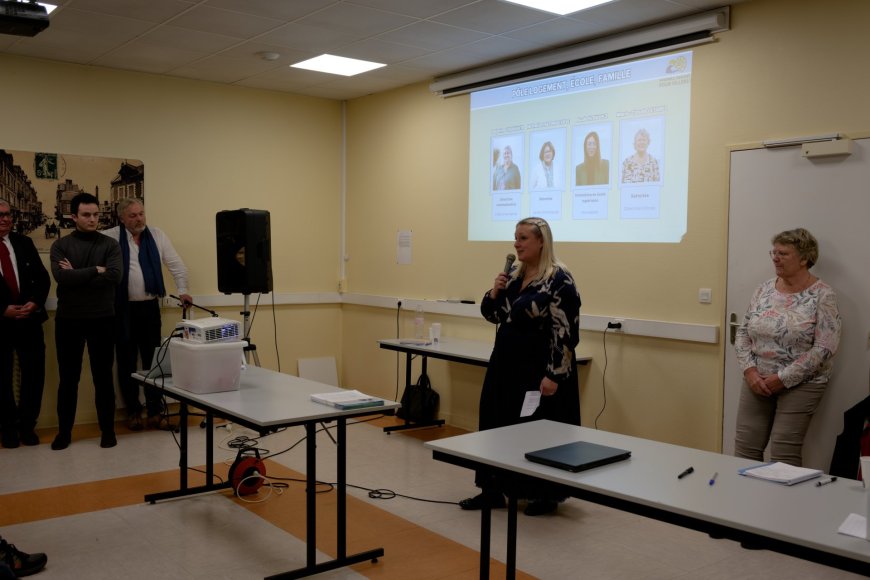 Un franc succès pour notre première réunion publique